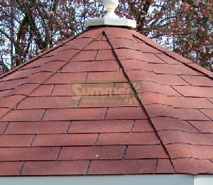 Standard roof with felt tiles